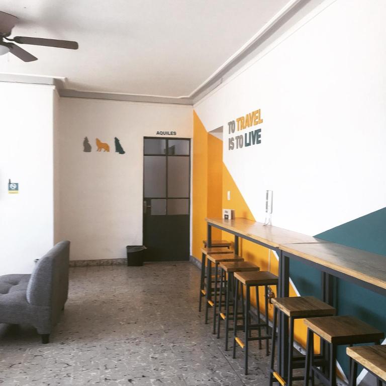Kuchyň nebo kuchyňský kout v ubytování El Petate Hostel