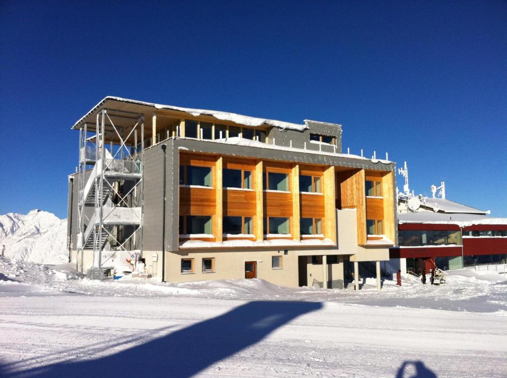 Venet Gipfelhütte v zime