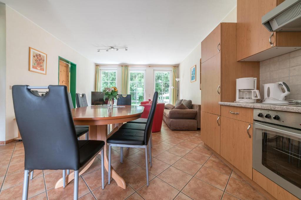 Kuchyň nebo kuchyňský kout v ubytování Appartement-Hotel-Anlage Tannenpark