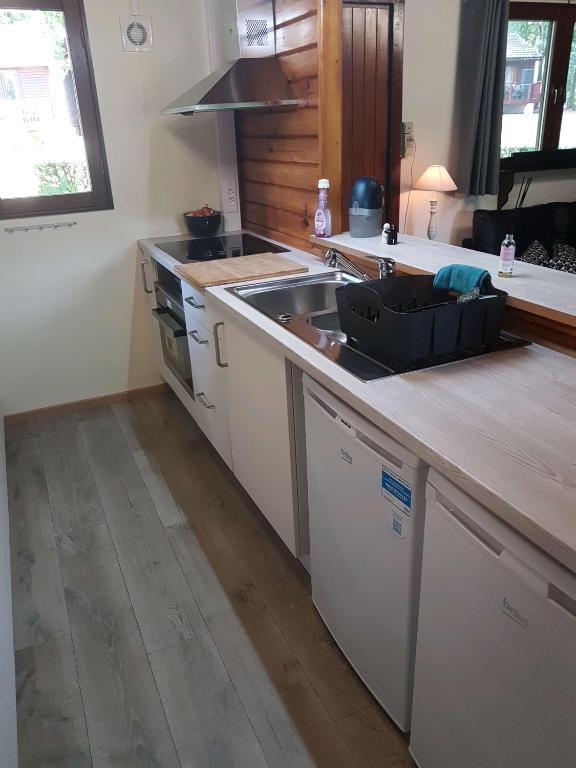 Kuchyň nebo kuchyňský kout v ubytování Ardennes