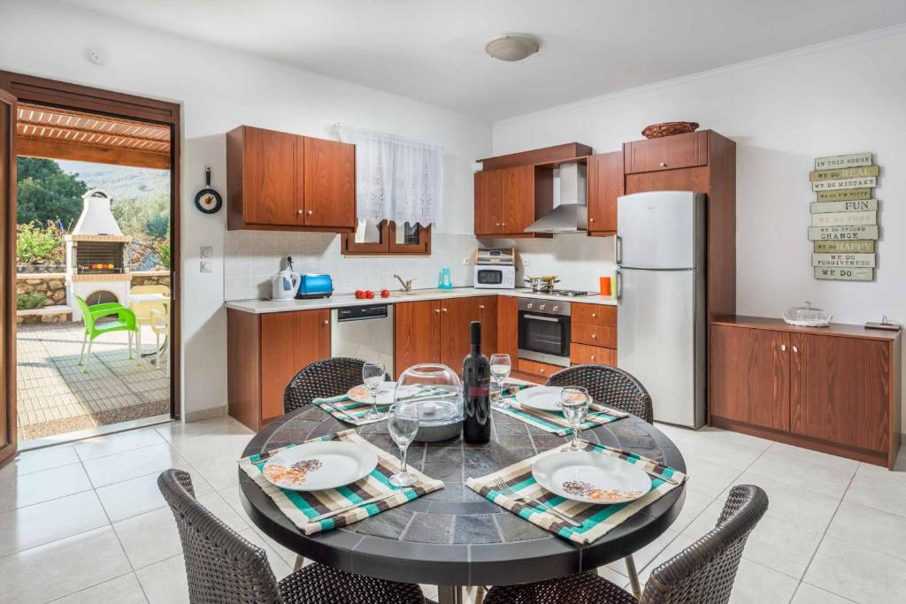 A kitchen or kitchenette at Lindos Emerald