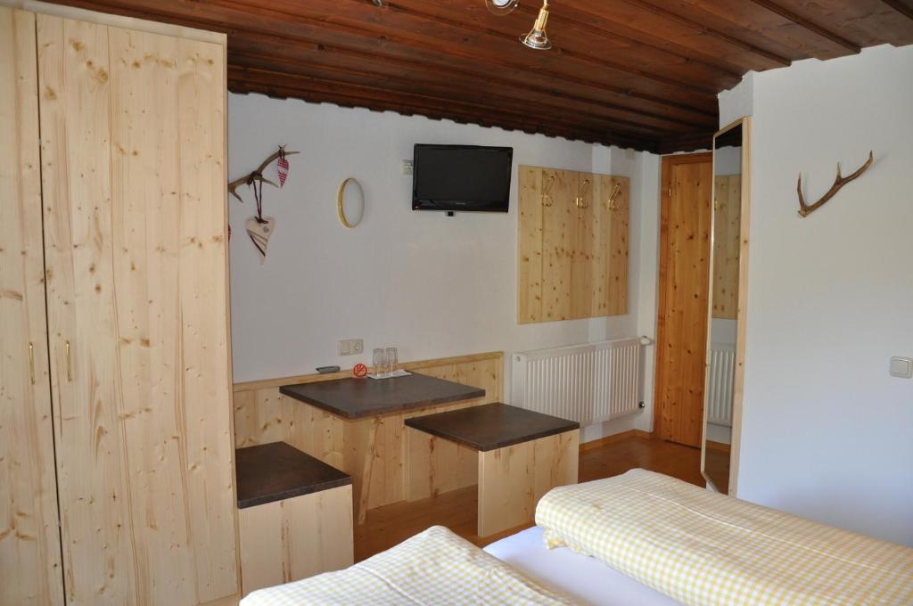 Kuchyň nebo kuchyňský kout v ubytování Hotel Maroi