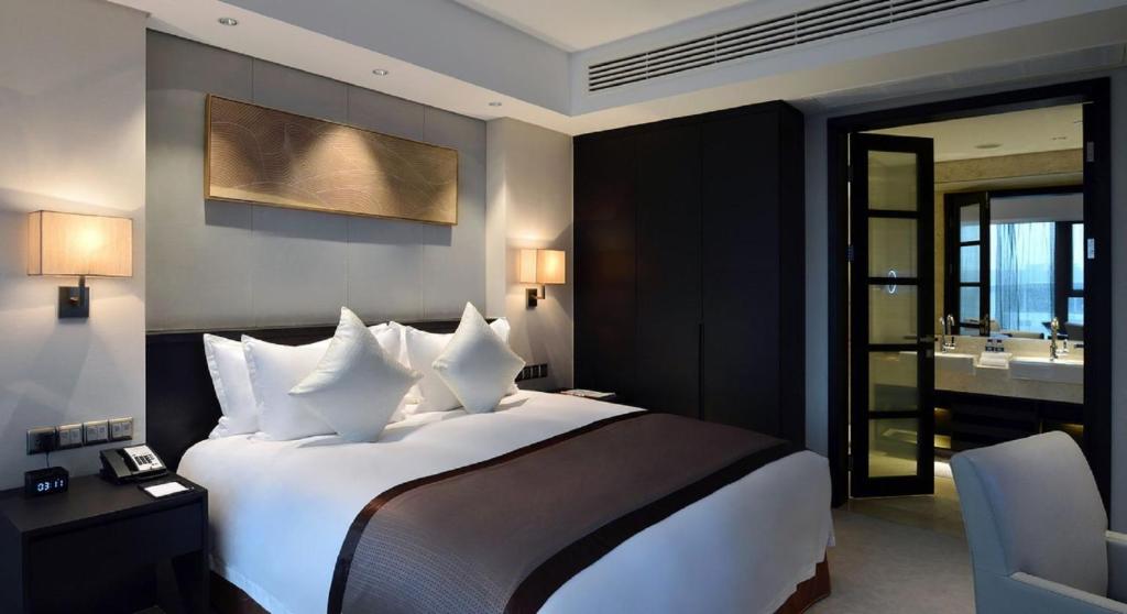 Howard Johnson IFC Plaza Ningbo - Executive Suite