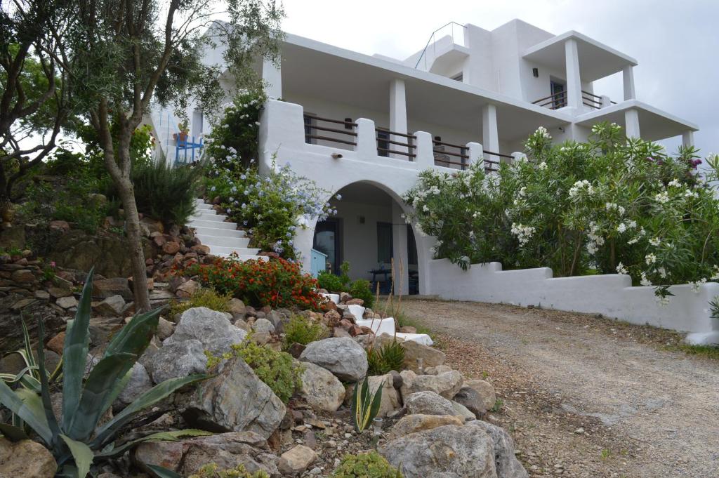 Casa Shezella a Sant'Anna Arresi - Villa Vista Mare
