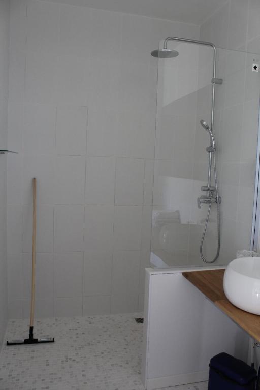 Koupelna v ubytování Chambres d'Hôtes 1001 NUITS Montalivet
