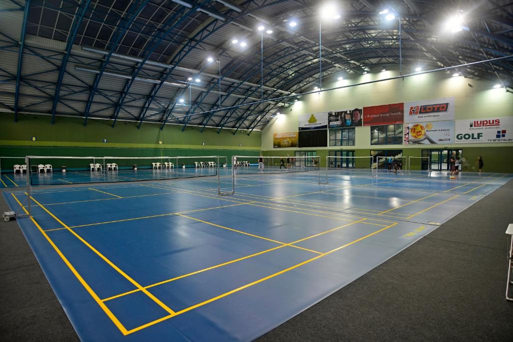 Tenis a/nebo squash v ubytování Hotel SET nebo okolí