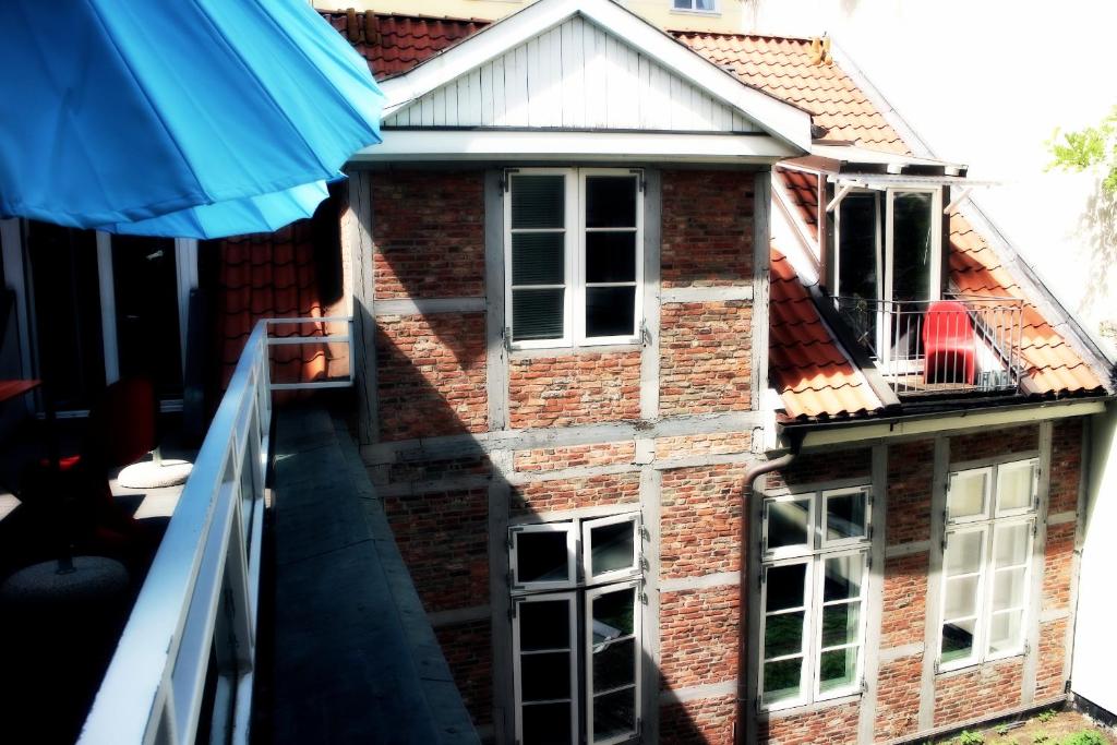 
Ein Balkon oder eine Terrasse in der Unterkunft Central Hotel bel étage
