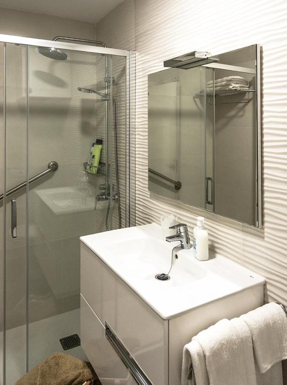 Koupelna v ubytování La Grand Suite Las Canteras