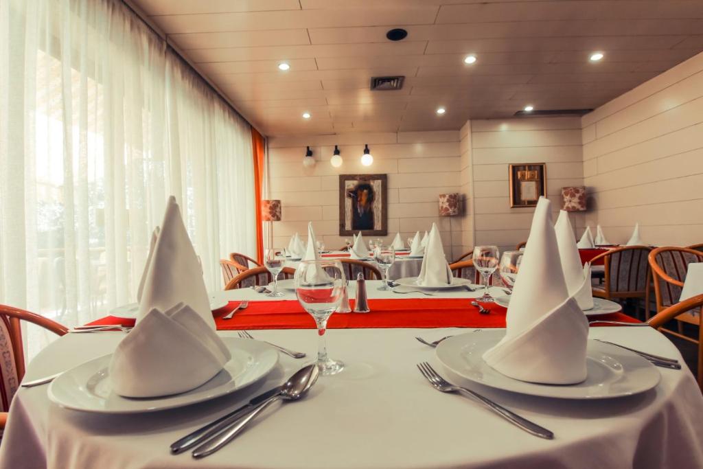 Restaurace v ubytování Hotel Grand