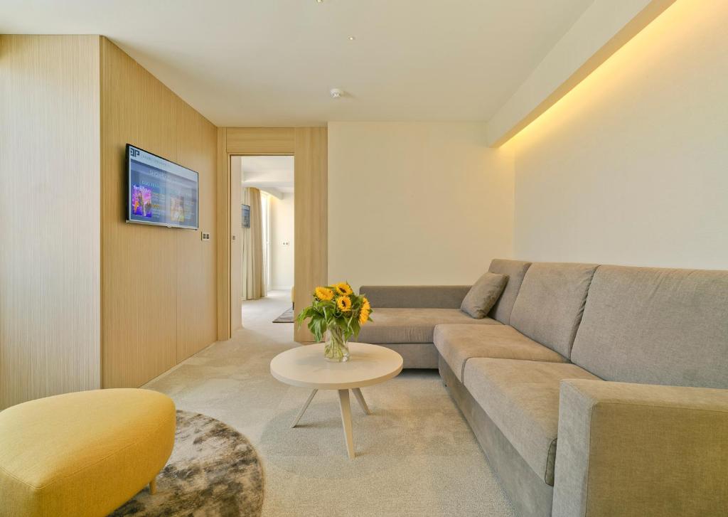 Posezení v ubytování Hotel Don Pancho - Designed for Adults