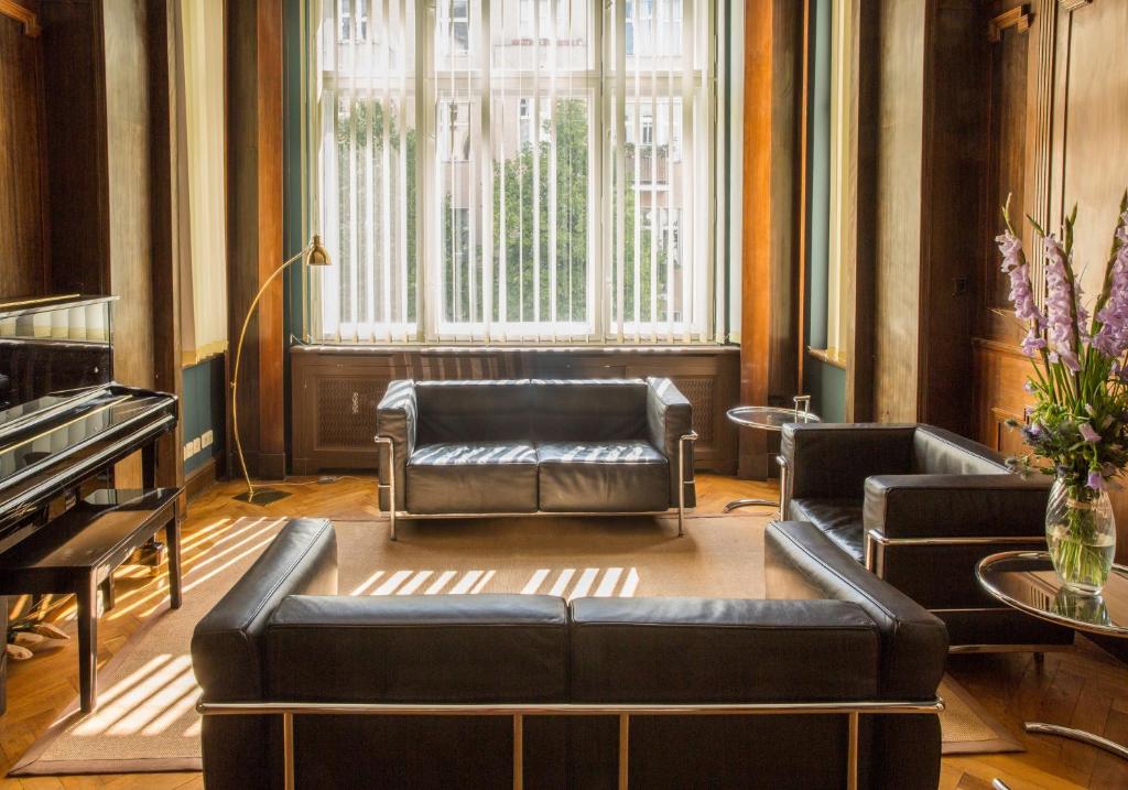 Posezení v ubytování Hotel Art Nouveau am Kurfürstendamm