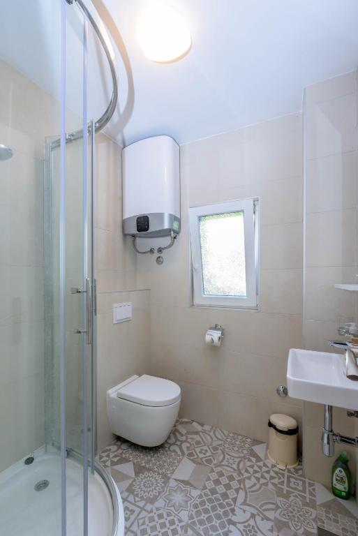 Kúpeľňa v ubytovaní Villa Lahor with private pool