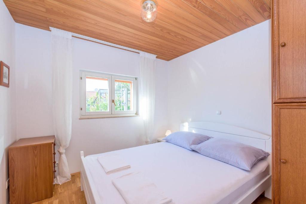 Posteľ alebo postele v izbe v ubytovaní Villa Lahor with private pool