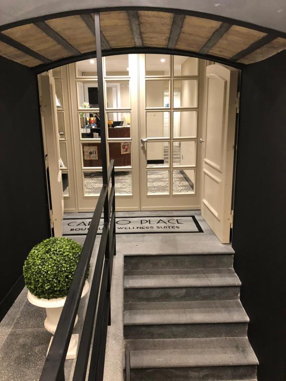 Zdjęcie z galerii obiektu Caruso Place Boutique & Wellness Suites w mieście Neapol
