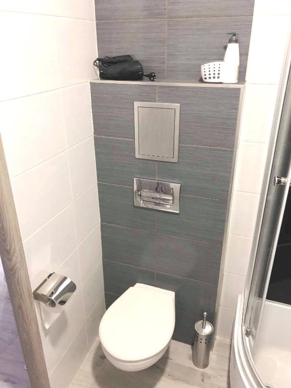 Ronus Apartments Łódź Pomorska 116 -Bezpłatny Parking - Apartment With Shared Bathroom