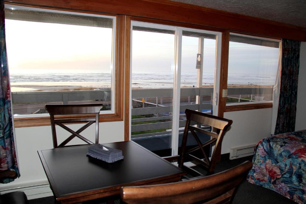 Sunset Surf Motel - Suite Junior - Non Adapté Aux Animaux