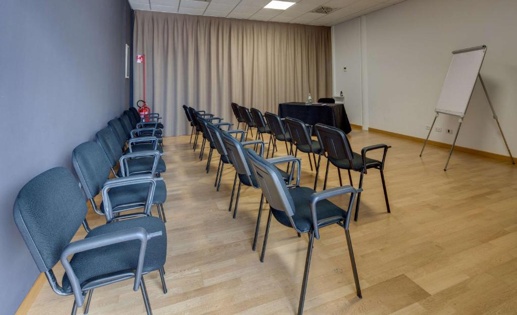 The business area and/or conference room at Best Western Plus Hotel Expo