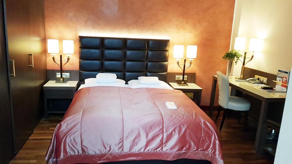Best Western Plus Hotel StadtPalais - Deluxe Single Room