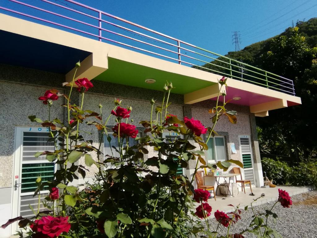 Balkón nebo terasa v ubytování 台東民宿 關山桃花心木民宿農場