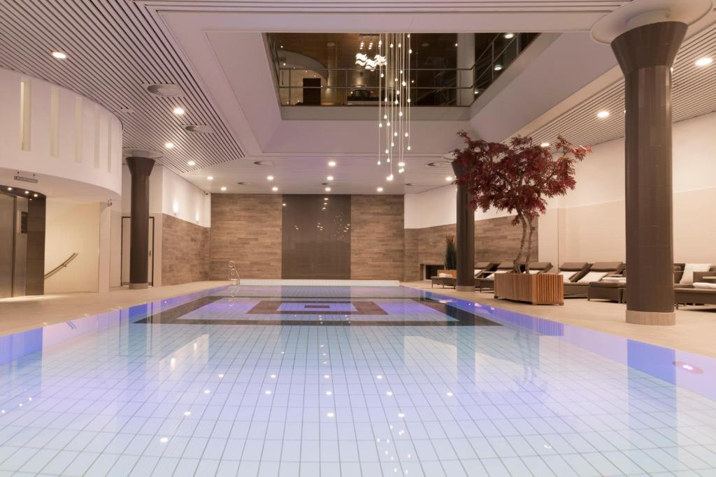 Bazén v ubytování Hotel Okura Amsterdam – The Leading Hotels of the World nebo v jeho okolí