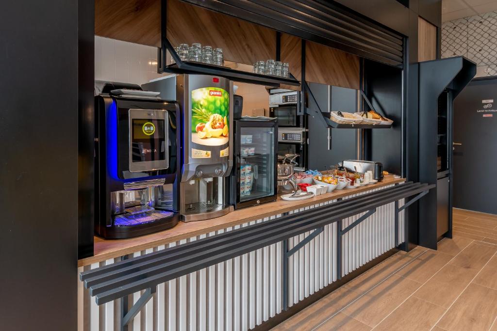 B&B HOTEL Bordeaux Centre Gare Saint-Jean - Resim 41