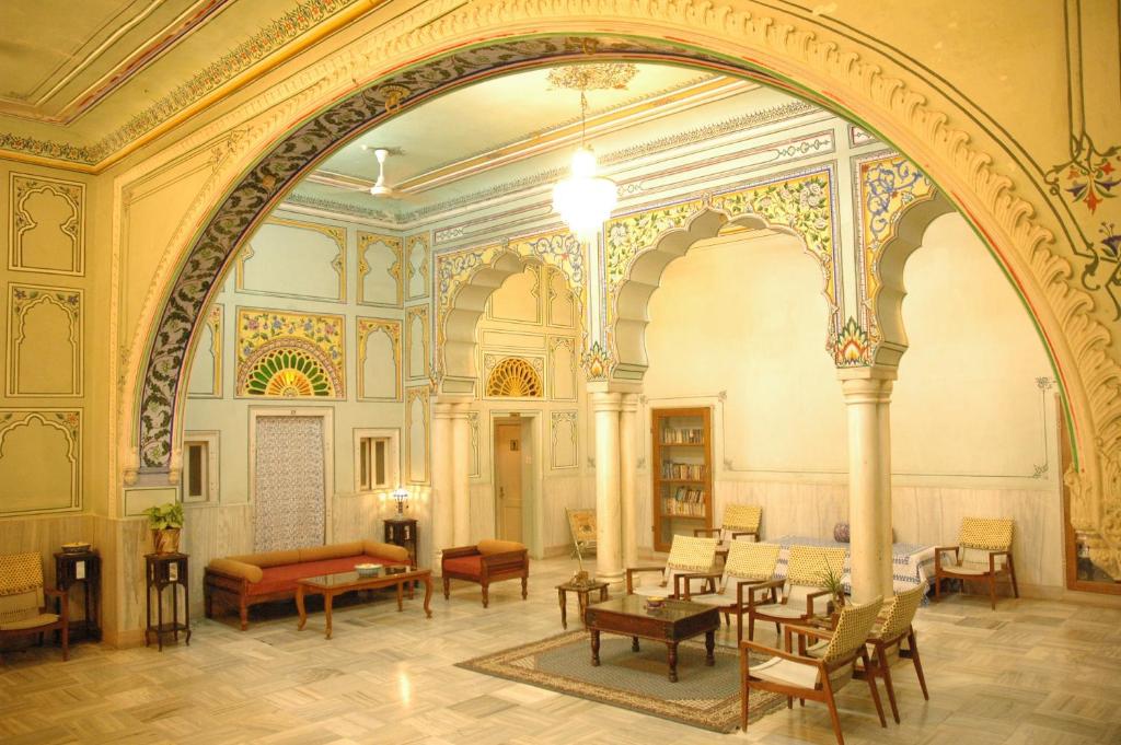 Area soggiorno di Hotel Arya Niwas