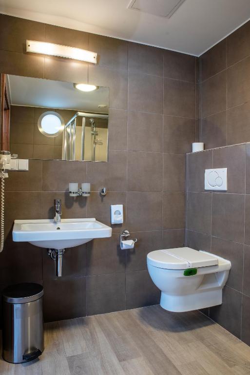 Restaurant & Design Hotel Noem Arch - Resim 10