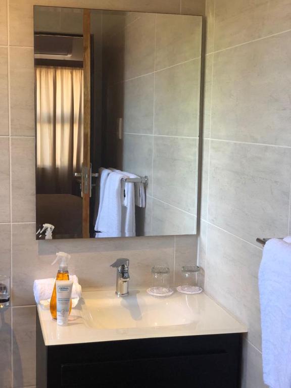 Thokomala Guest House - 