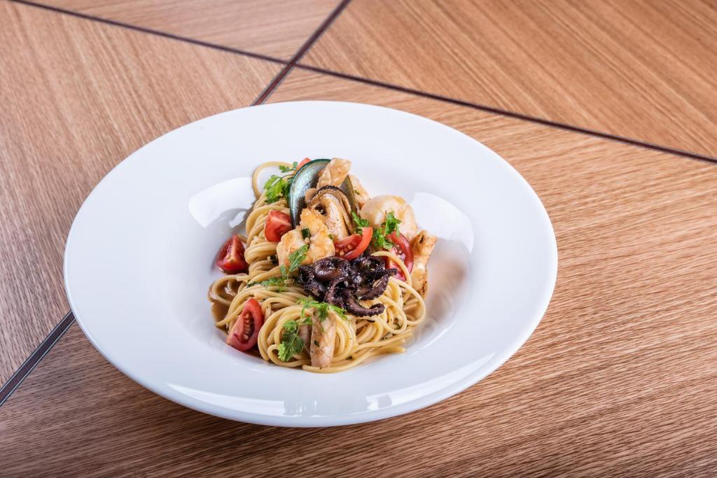 Restaurant & Design Hotel Noem Arch - Resim 30