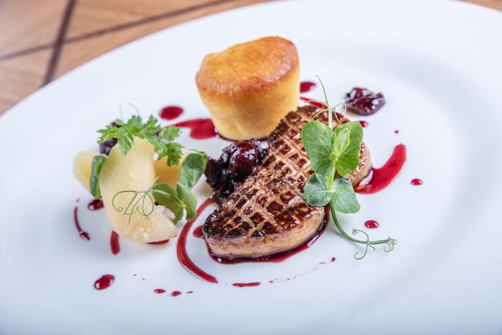 Restaurant & Design Hotel Noem Arch - Resim 35