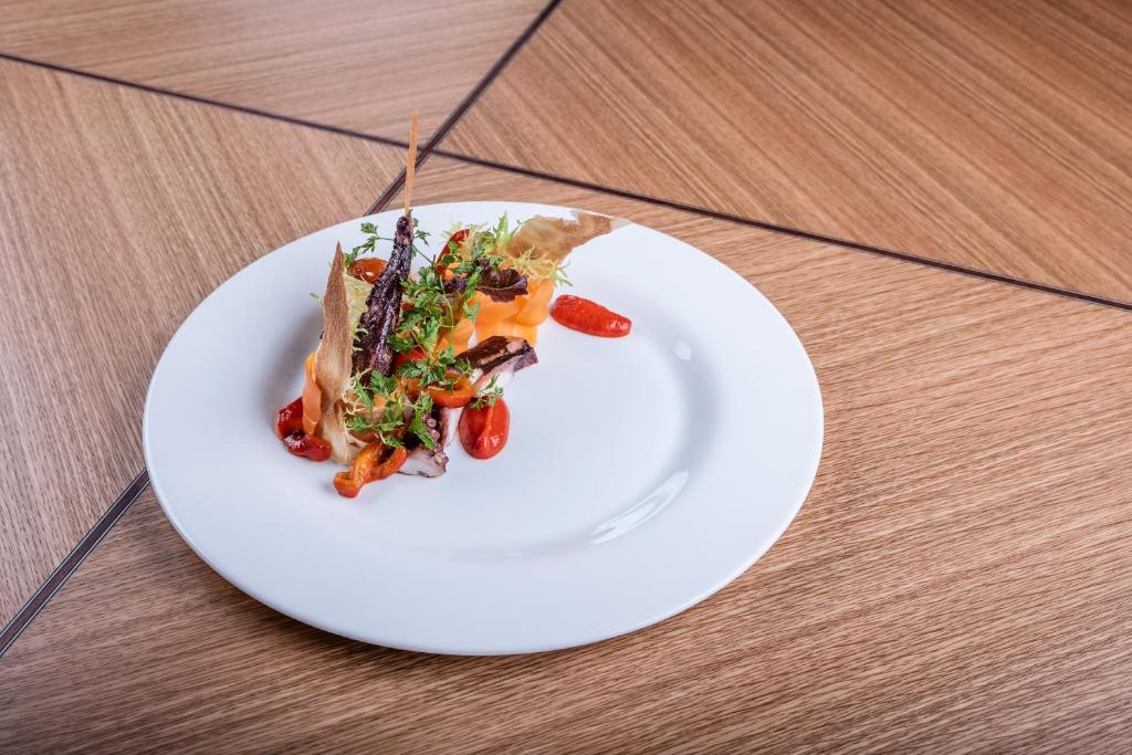 Restaurant & Design Hotel Noem Arch - Resim 37