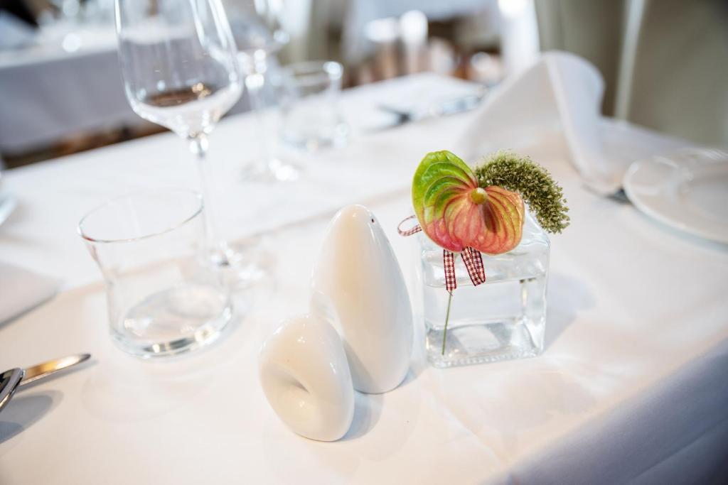 Restaurant & Design Hotel Noem Arch - Resim 41