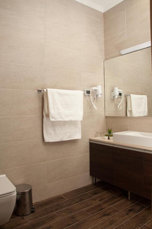 Garni Hotel Vigor - EV station - Resim 34