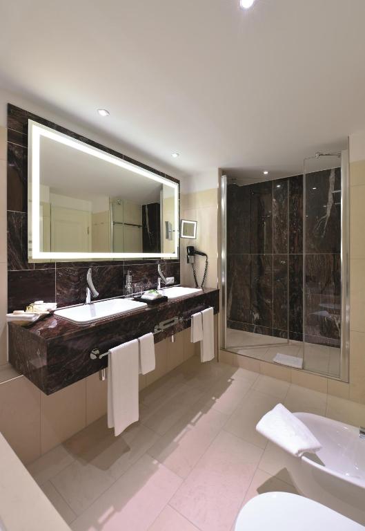 Best Western Premier Parkhotel Kronsberg - Resim 17