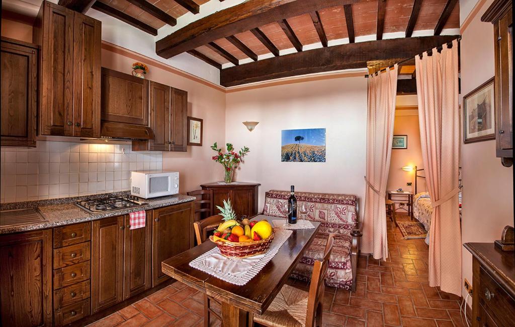 Kuchyň nebo kuchyňský kout v ubytování Agriturismo Sanguineto