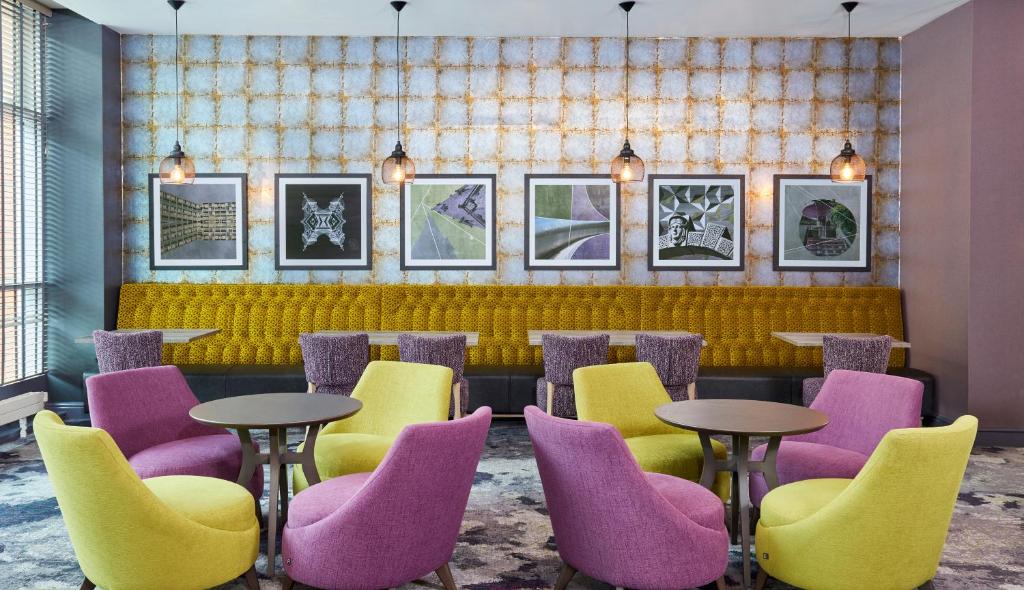 Posezení v ubytování Leonardo Hotel Sheffield