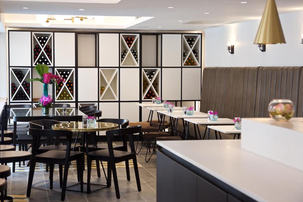 The Z Hotel Tottenham Court Road photo