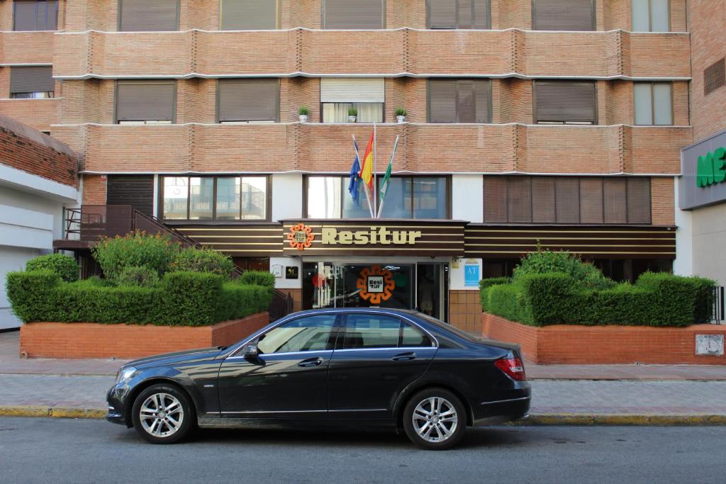 Apartment Resitur 408, Seville, Spain - Booking.com