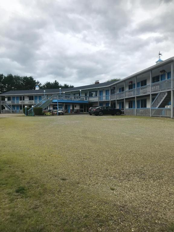 Four Seasons Motor Inn photo