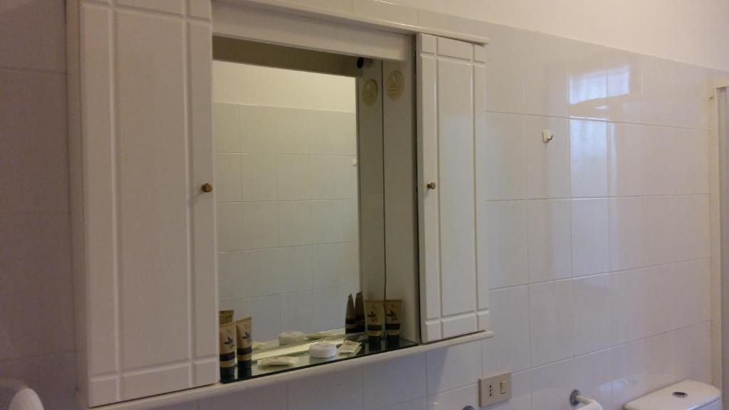 Kúpeľňa v ubytovaní La casa tra i limoni di Rosmarino Park IT083O84B59CP6PX5J