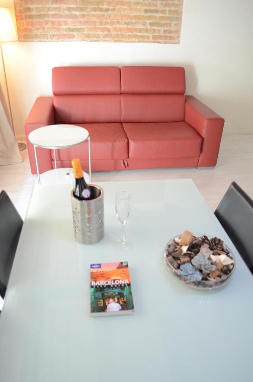 Poble Sec Apartments - One-Bedroom Apartment
