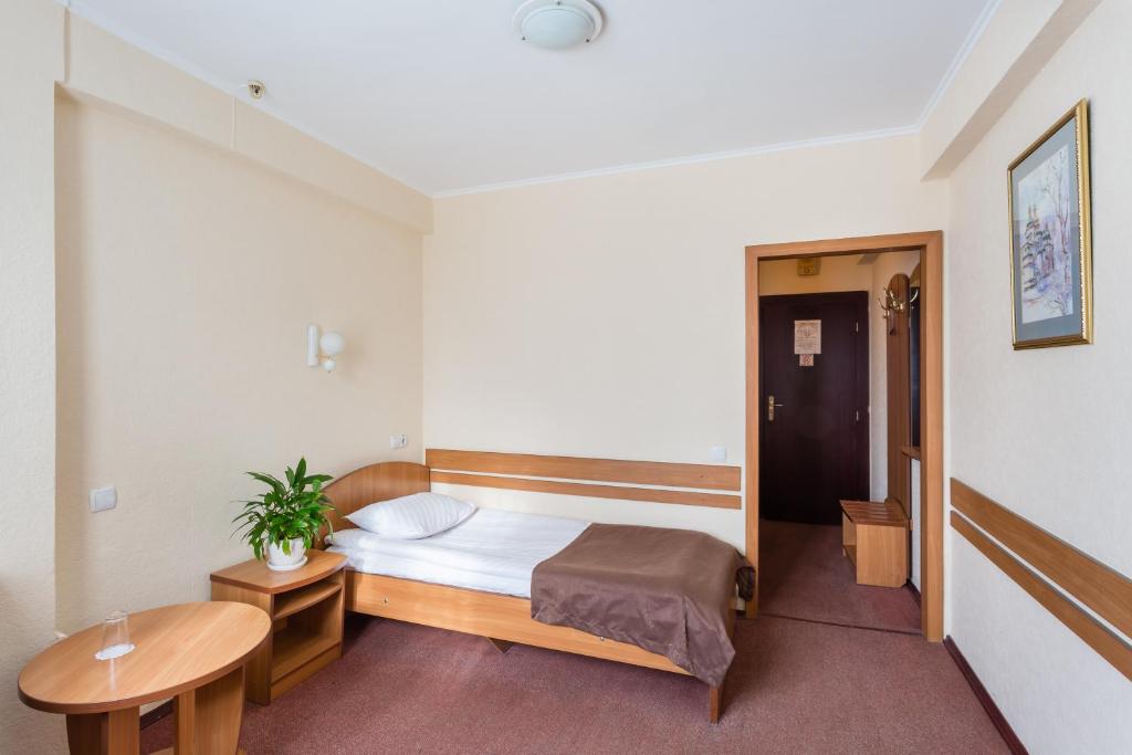 Tourist Hotel Complex - Economy Single Room