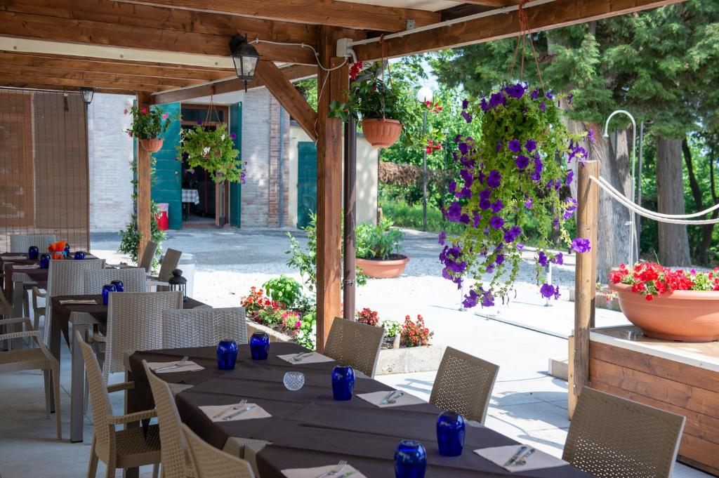 Restaurace v ubytování Tenuta Villa Colle Sereno