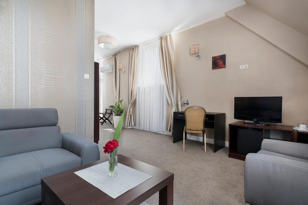 Hotel Pod Kasztanami - Resim 10