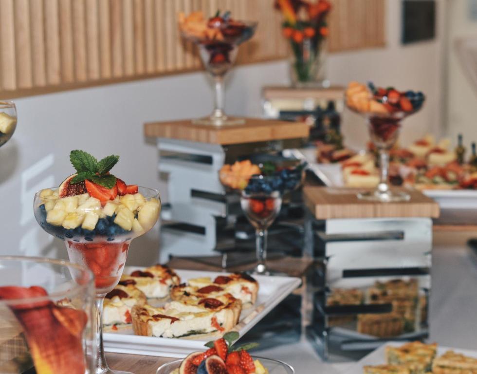 City Hotel Ljubljana - Resim 35