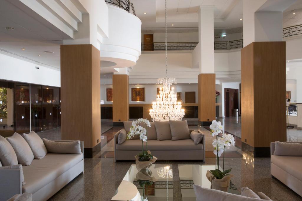 Posezení v ubytování Venus Beach Hotel