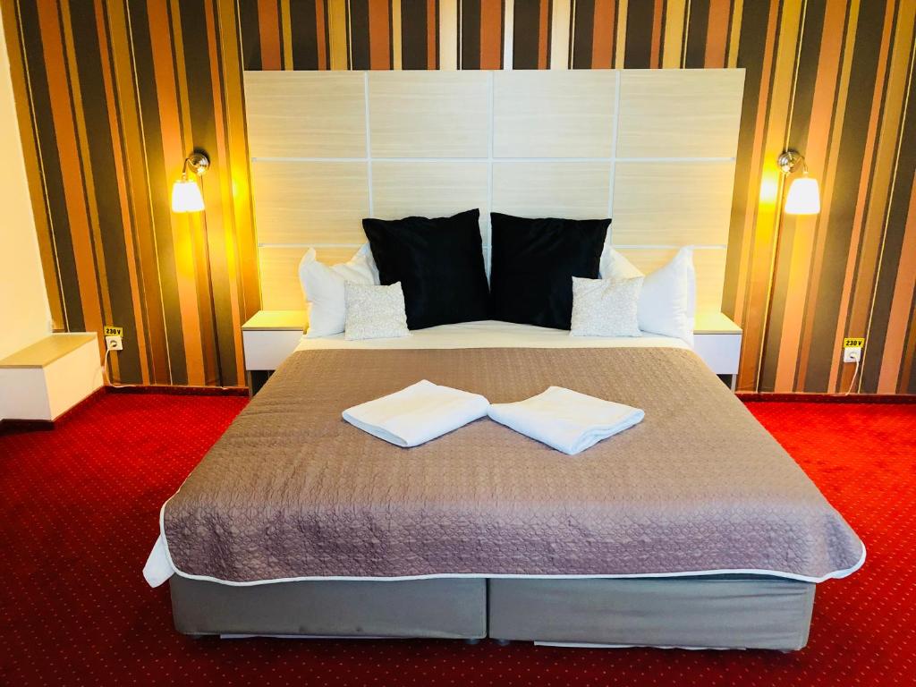 Hotel Mon Caprice - Resim 35