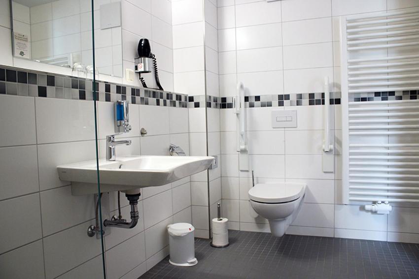 Koupelna v ubytování Hotel garni Tilia