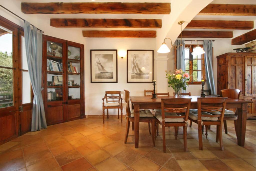 A seating area at Teulada