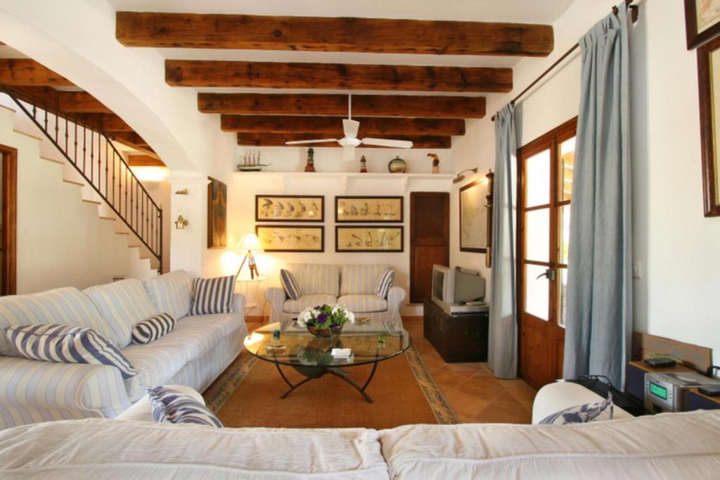 A seating area at Teulada